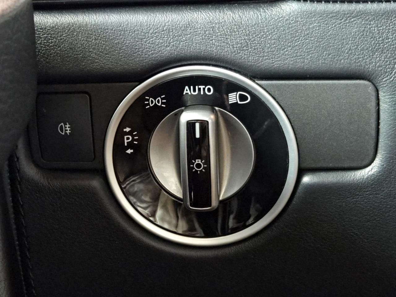 Mercedes-Benz G-Class  2013