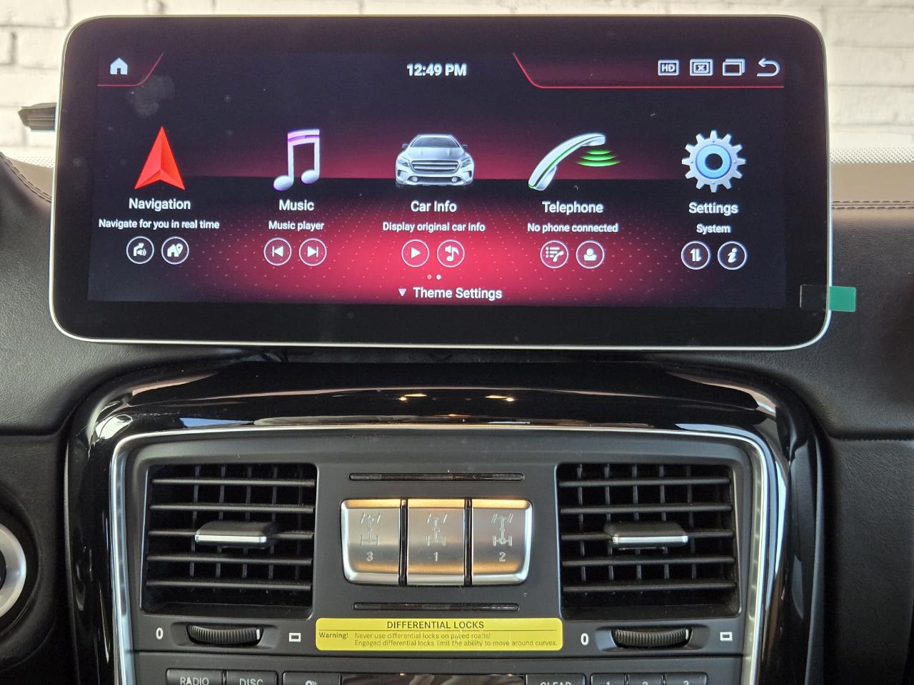 Mercedes-Benz G-Class  2013