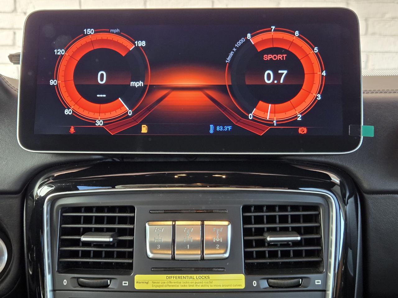 Mercedes-Benz G-Class  2013