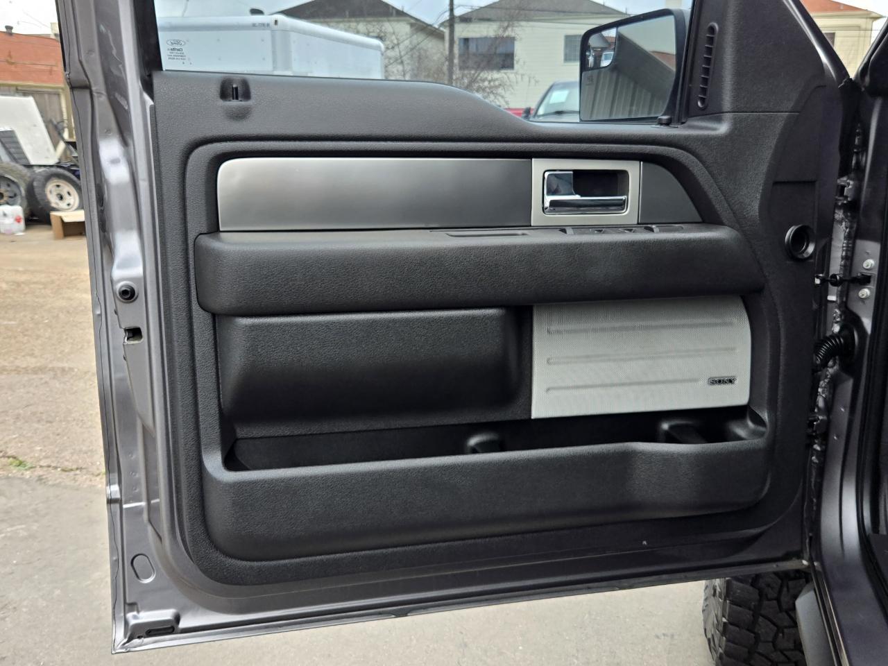 Ford F-150 FX4 SuperCrew 4WD 2014