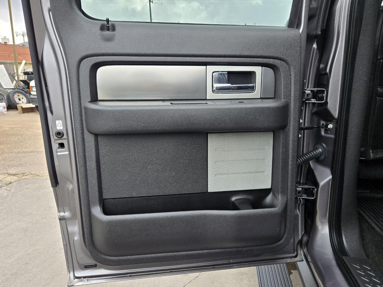 Ford F-150 FX4 SuperCrew 4WD 2014