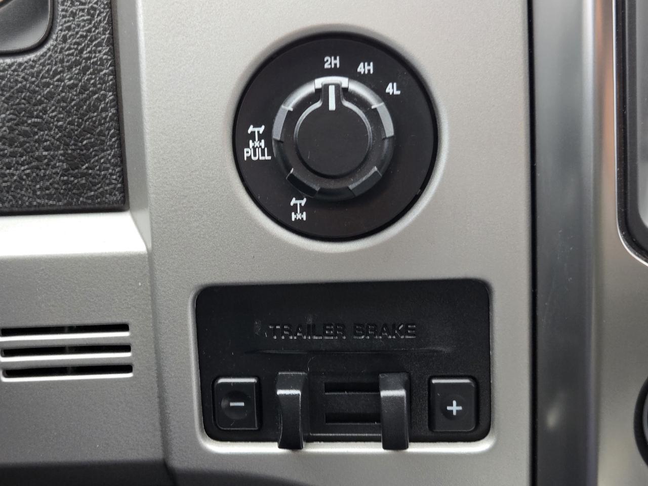 Ford F-150 FX4 SuperCrew 4WD 2014