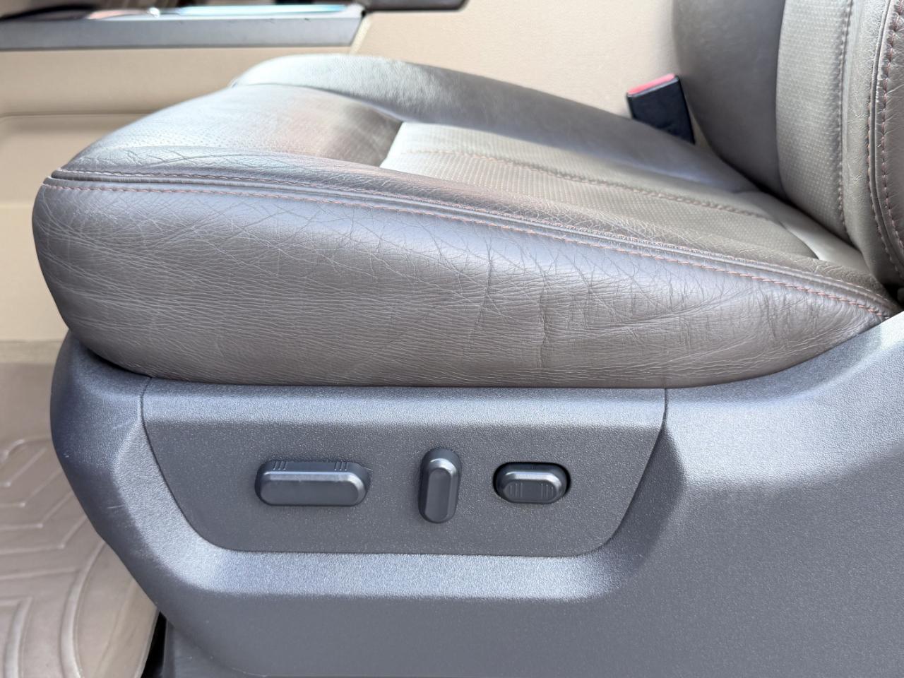 Ford Super Duty F-350 DRW  2016