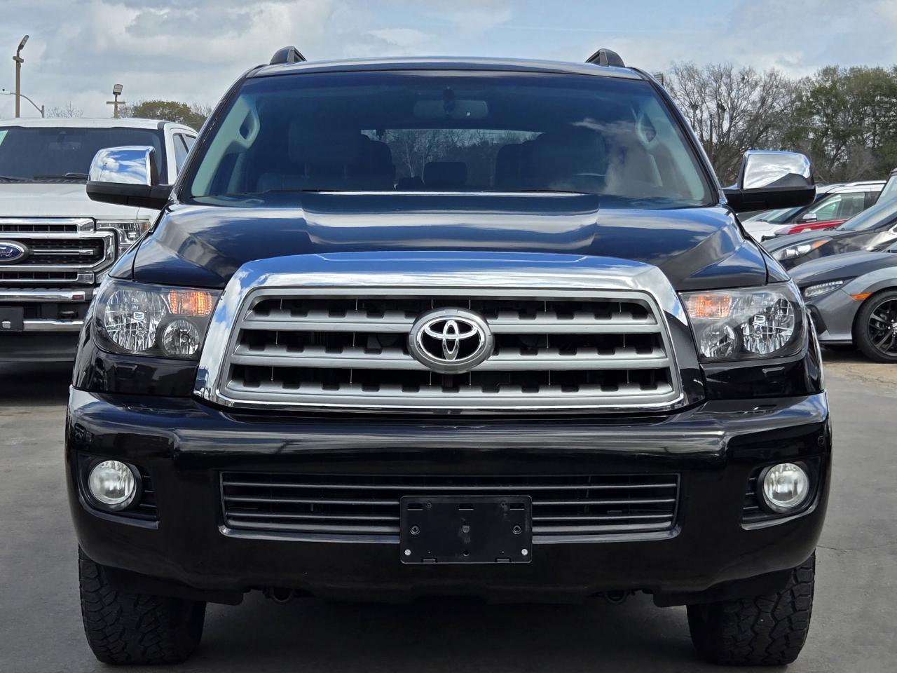 Toyota Sequoia  2016