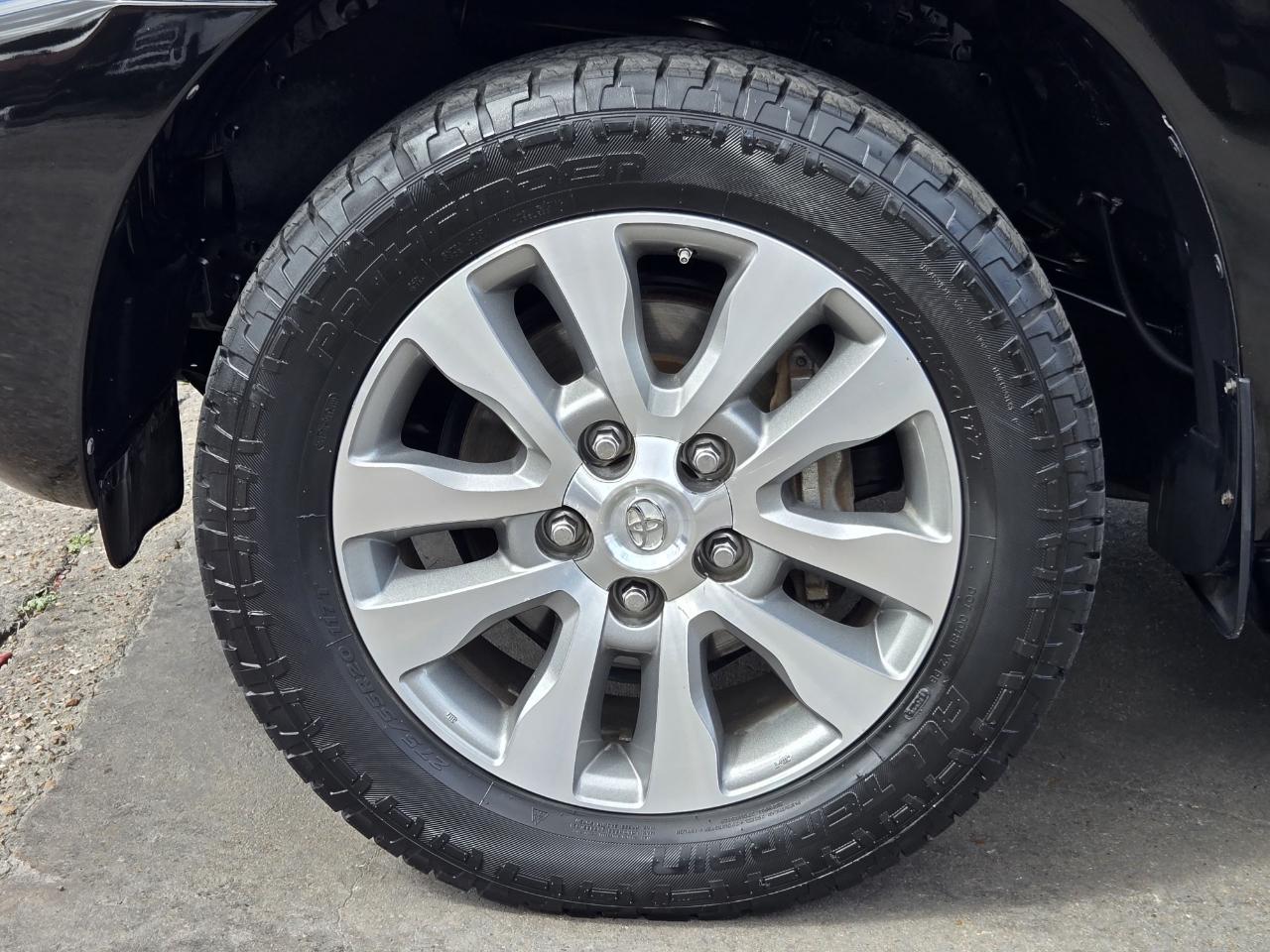 Toyota Sequoia  2016