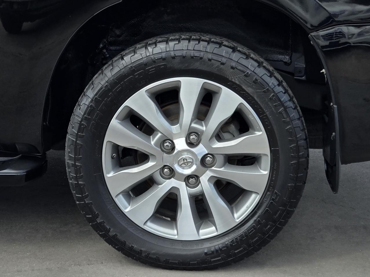 Toyota Sequoia  2016