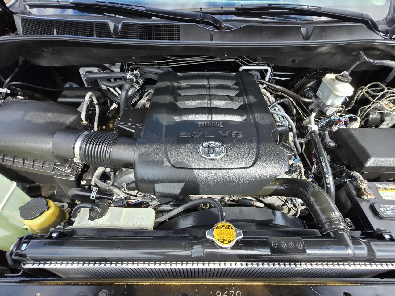 Toyota Sequoia  2016