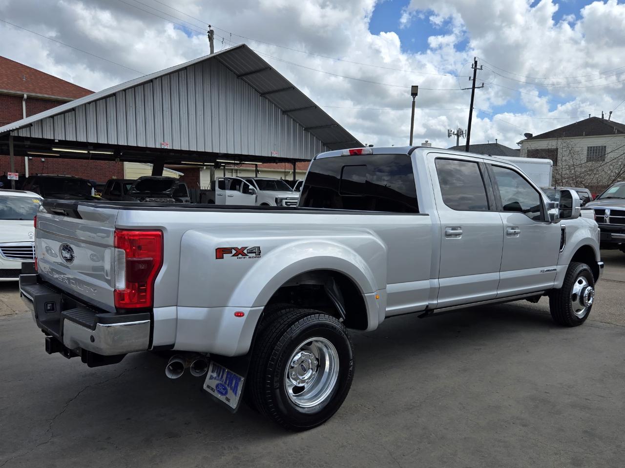 Ford Super Duty F-350 DRW  2019