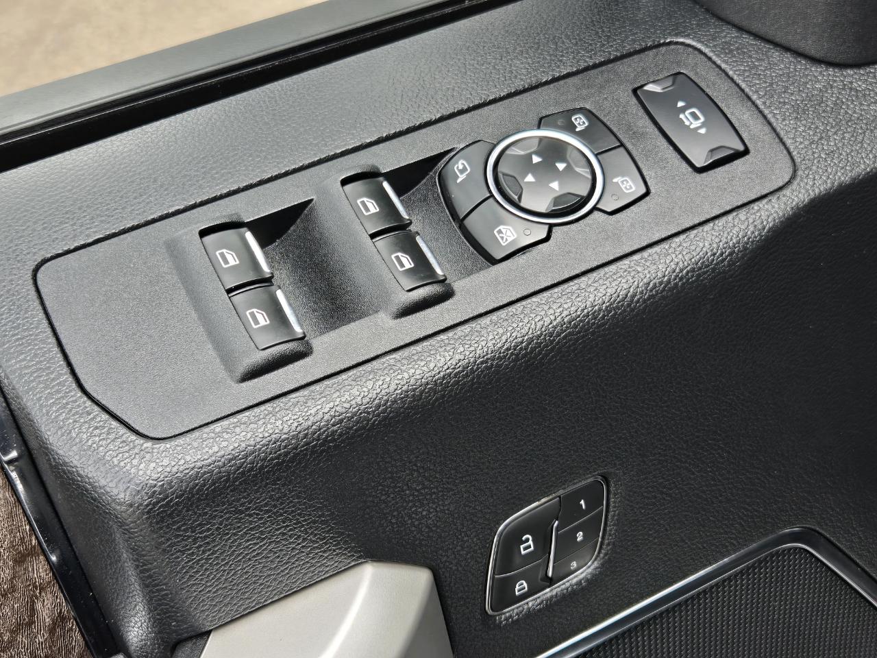 Ford Super Duty F-350 DRW  2019