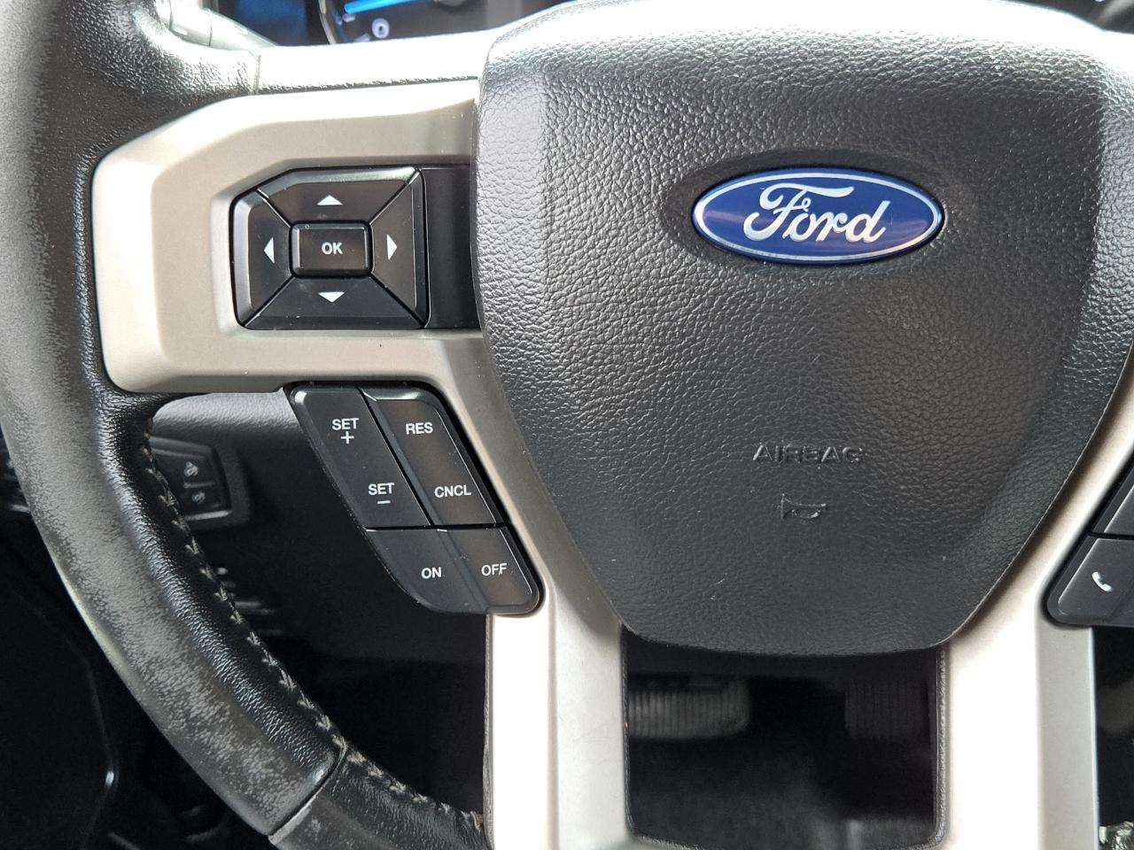 Ford Super Duty F-350 DRW  2019