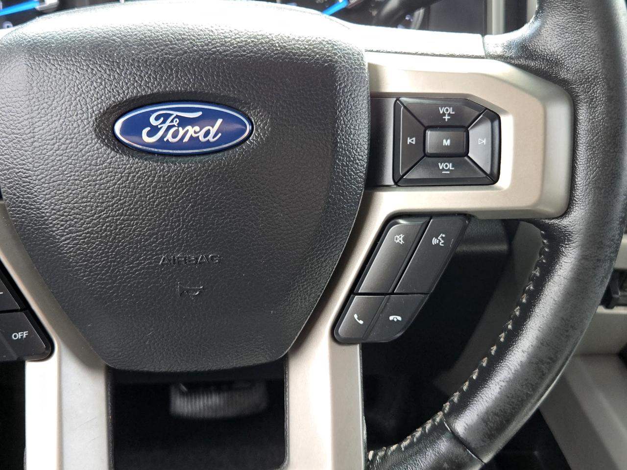 Ford Super Duty F-350 DRW  2019
