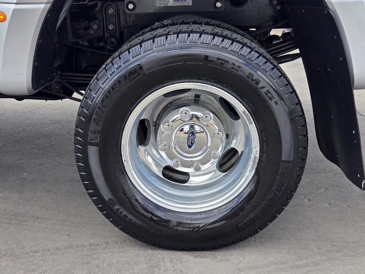 Ford Super Duty F-350 DRW  2019