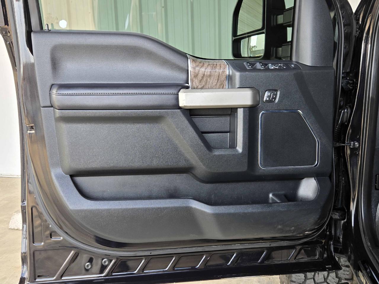 Ford Super Duty F-350 SRW  2019