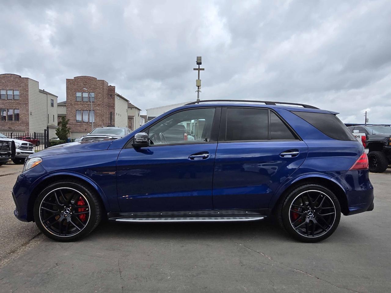 Mercedes-Benz GLE  2018