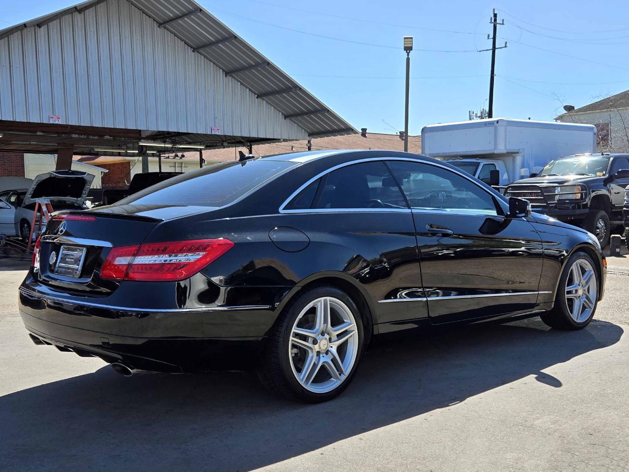 Mercedes-Benz E-Class  2011