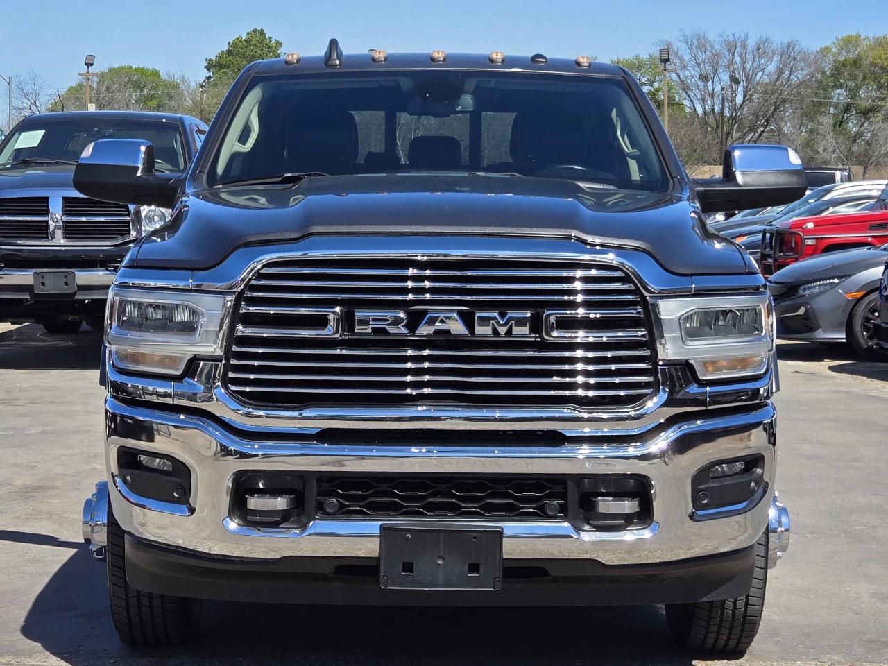 RAM 3500 Laramie Mega Cab 4WD 2022