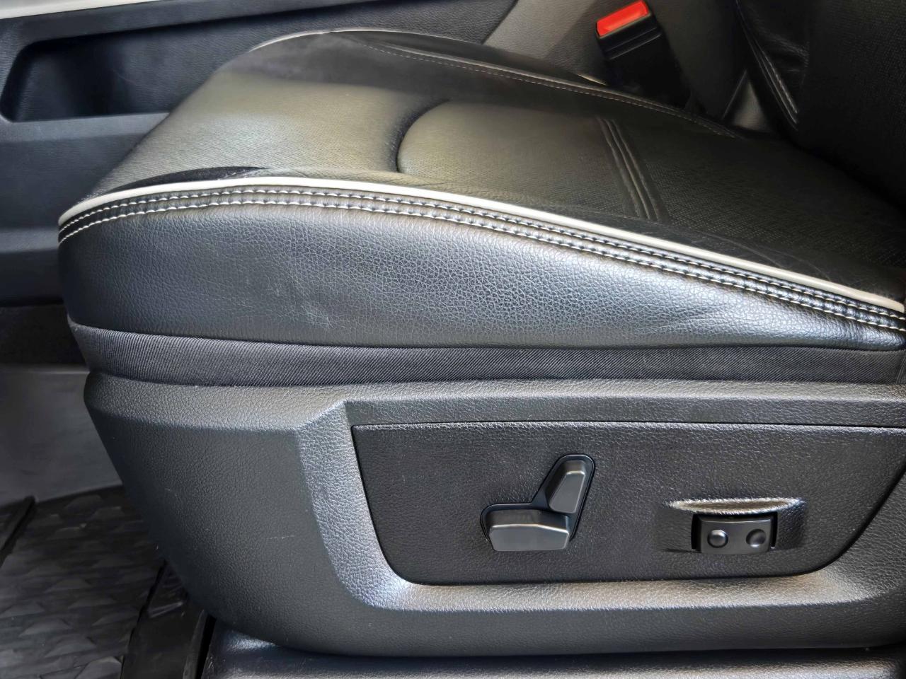 RAM 3500 Laramie Mega Cab 4WD 2022