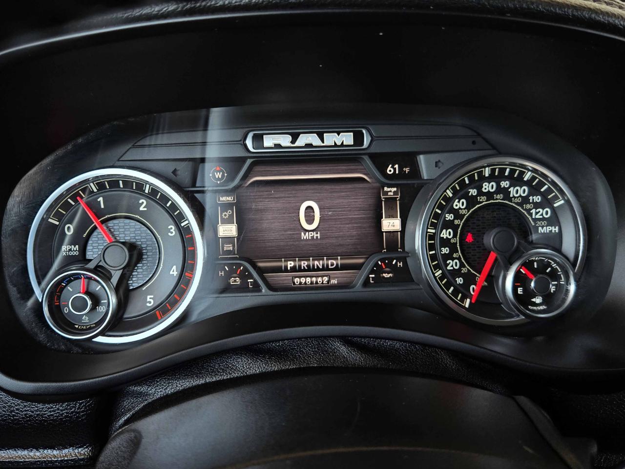 RAM 3500 Laramie Mega Cab 4WD 2022