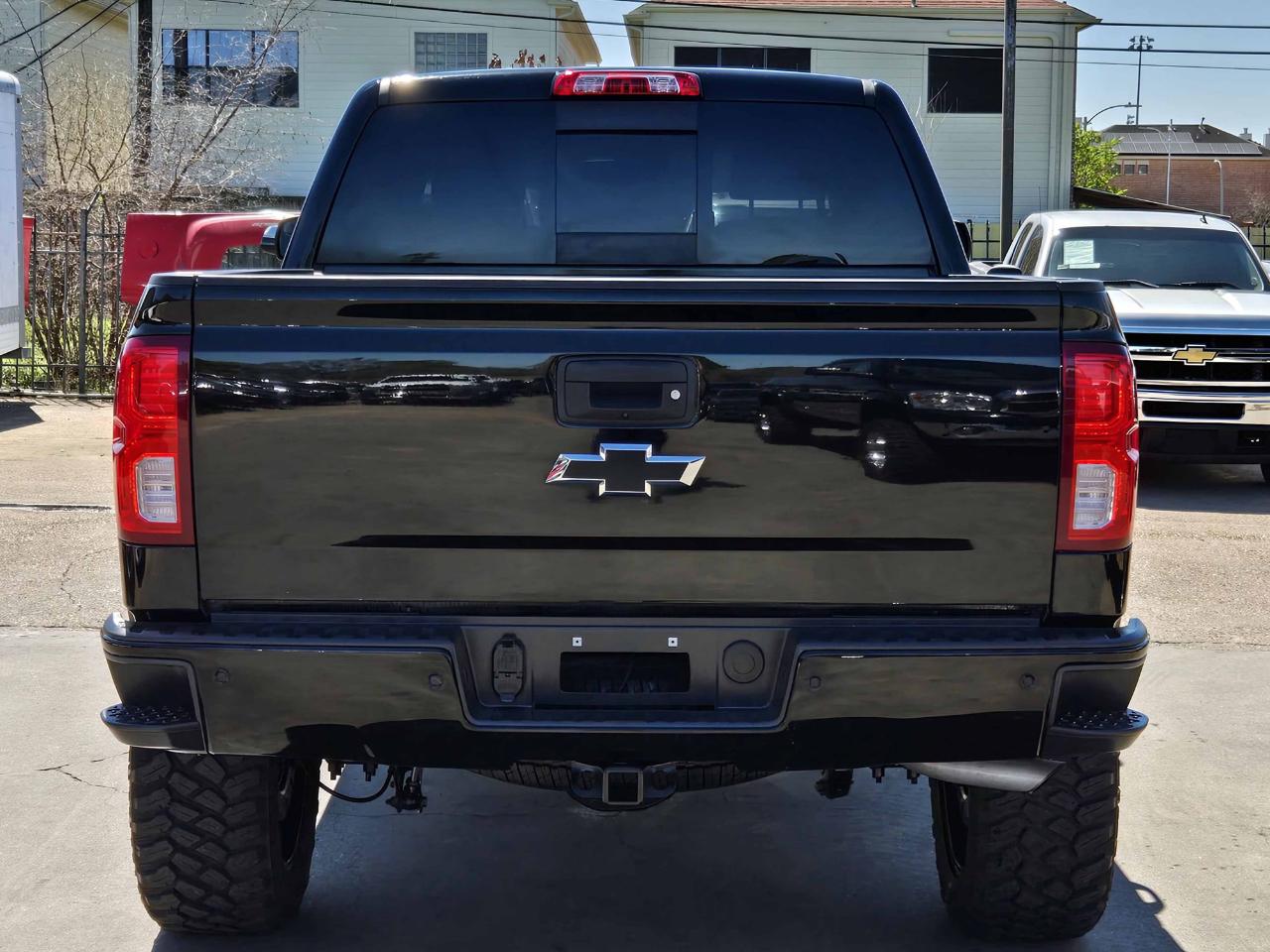 Chevrolet Silverado 1500 LTZ Crew Cab 4WD 2017