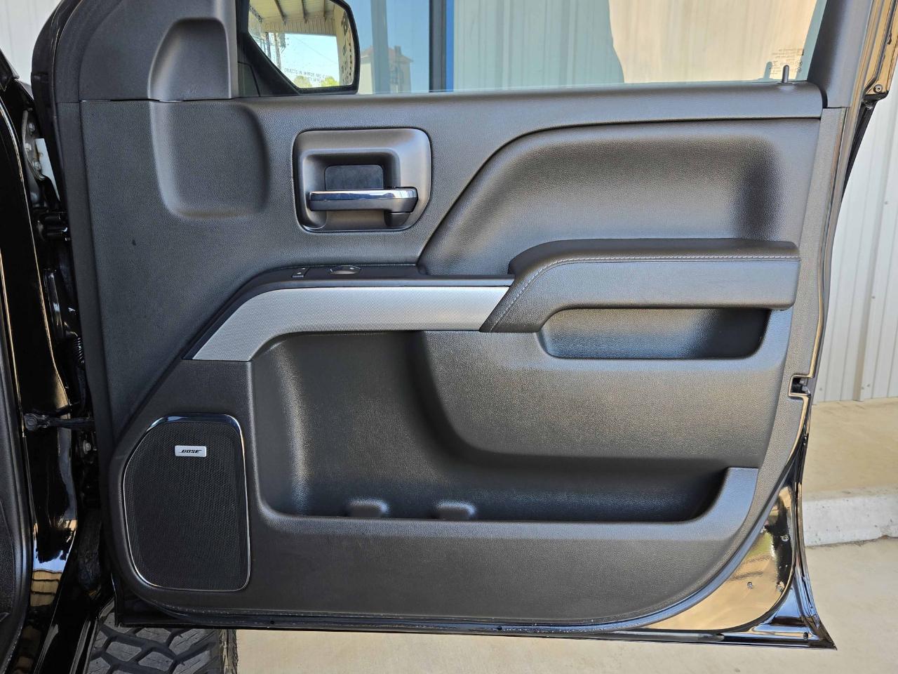 Chevrolet Silverado 1500 LTZ Crew Cab 4WD 2017