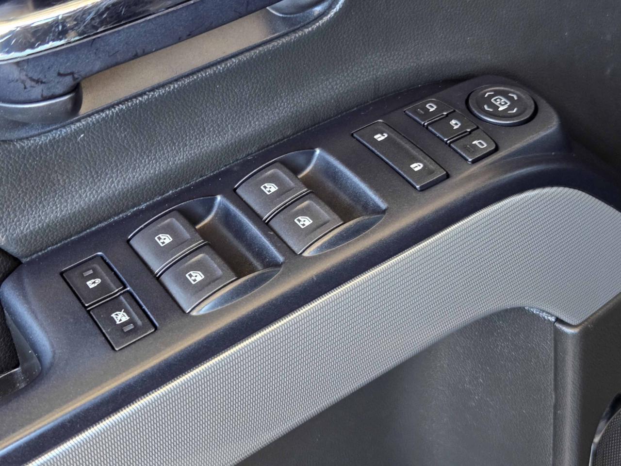 Chevrolet Silverado 1500 LTZ Crew Cab 4WD 2017