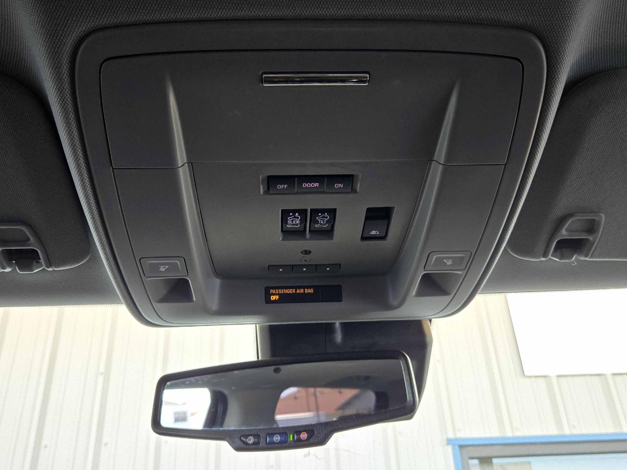 Chevrolet Silverado 1500 LTZ Crew Cab 4WD 2017