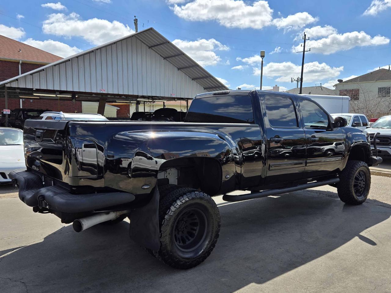 GMC Sierra 3500HD SLT Crew Cab DRW 4WD 2008