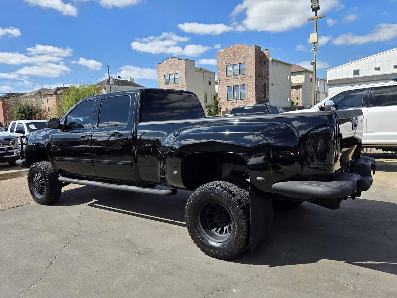 GMC Sierra 3500HD SLT Crew Cab DRW 4WD 2008