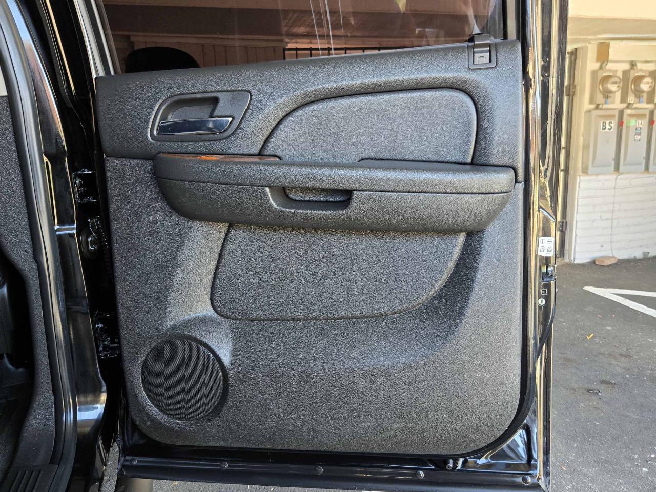 GMC Sierra 3500HD SLT Crew Cab DRW 4WD 2008