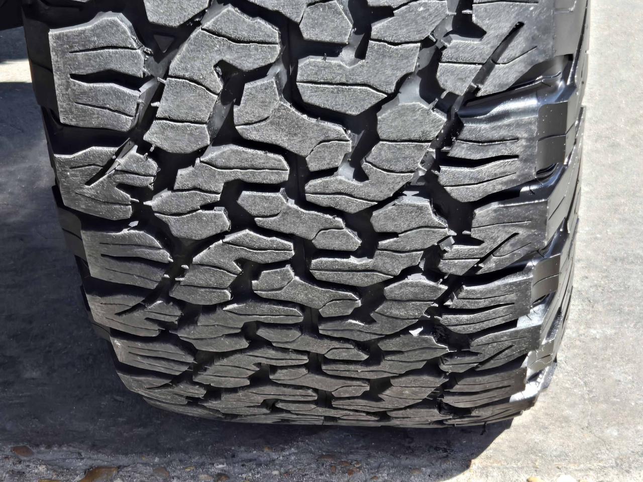 GMC Sierra 3500HD SLT Crew Cab DRW 4WD 2008