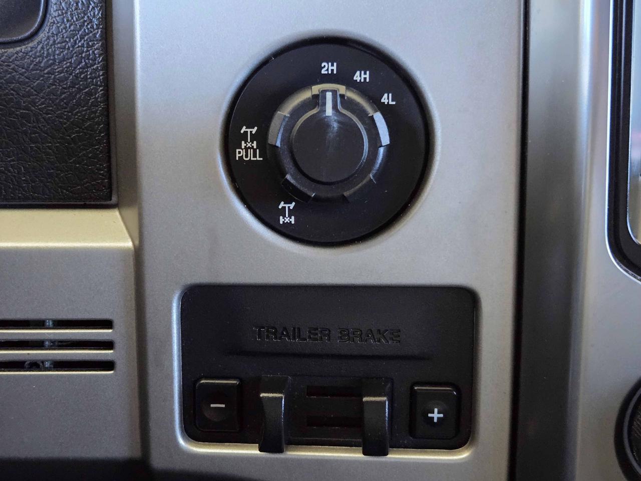 Ford F-150 FX4 SuperCrew 4WD 2013