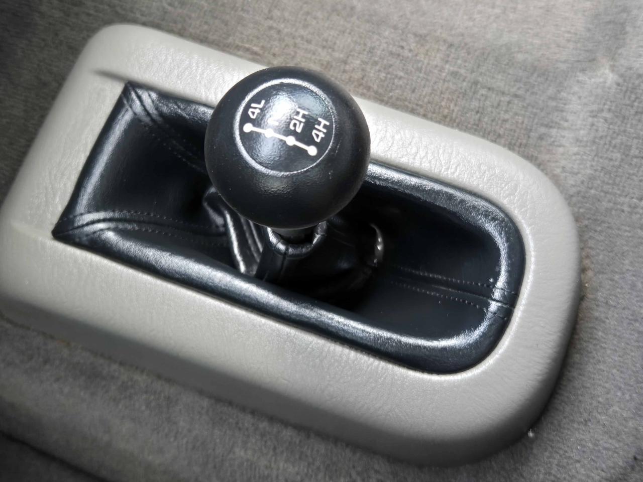 Dodge Ram 2500 SLT Quad Cab 4WD 2003