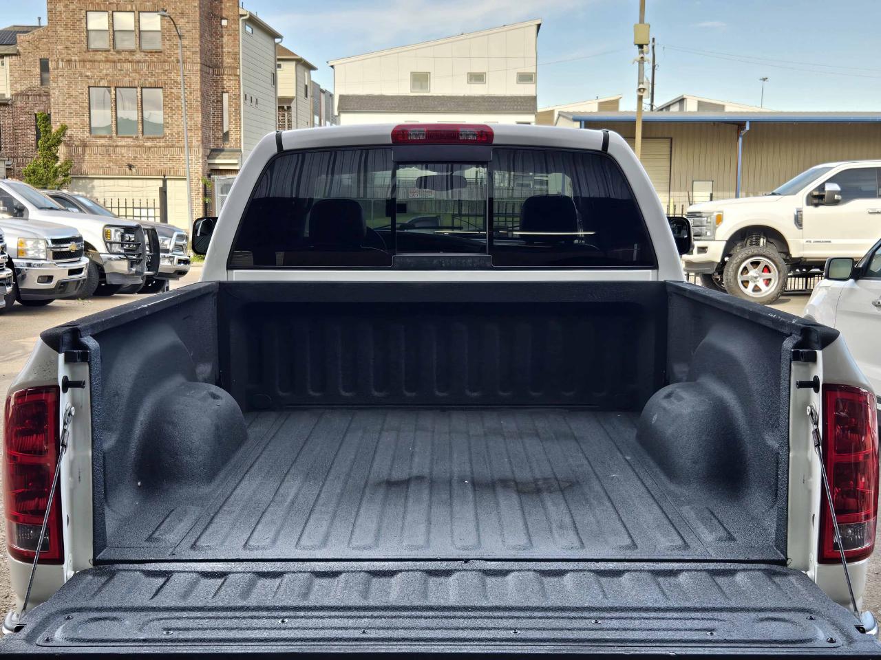 Dodge Ram 2500 SLT Quad Cab 4WD 2003