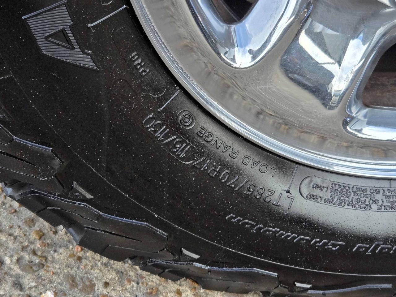 Dodge Ram 2500 SLT Quad Cab 4WD 2003