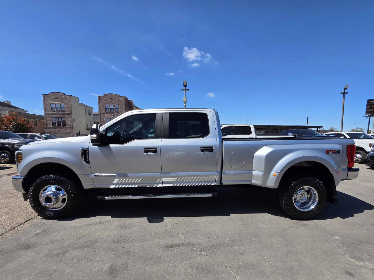 Ford Super Duty F-350 DRW  2019