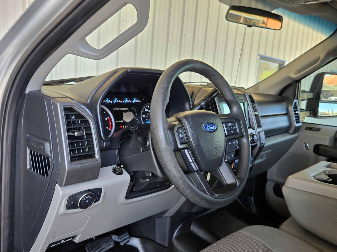 Ford Super Duty F-350 DRW  2019