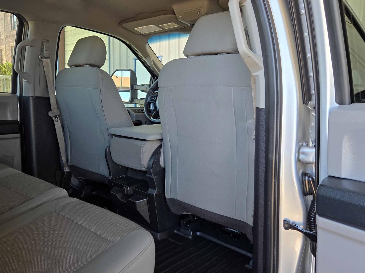 Ford Super Duty F-350 DRW  2019