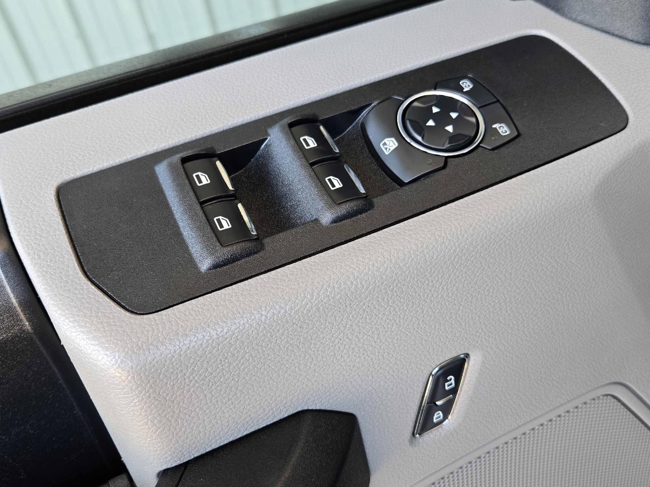 Ford Super Duty F-350 DRW  2019