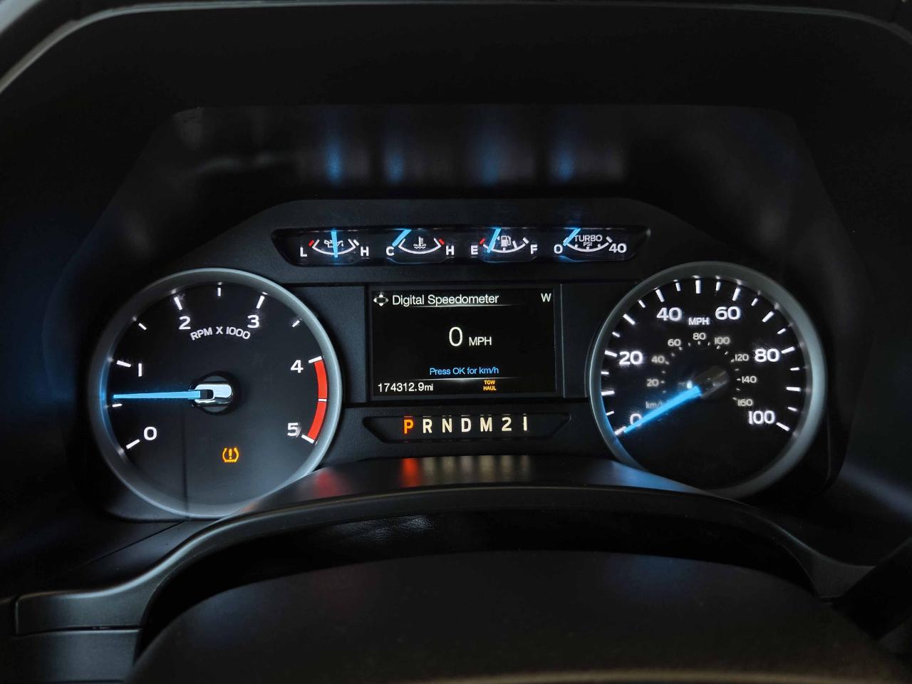 Ford Super Duty F-350 DRW  2019