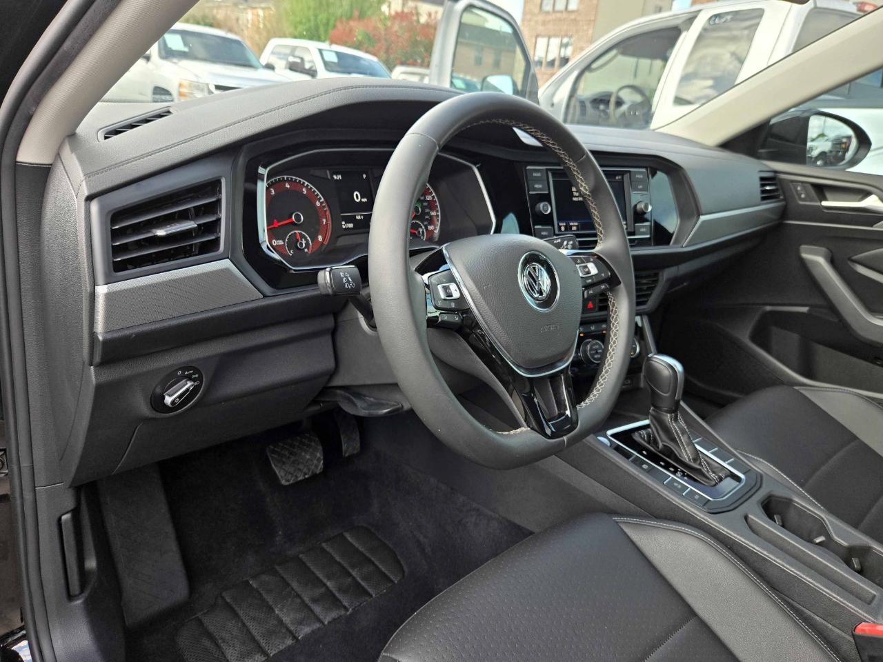 Volkswagen Jetta  2021