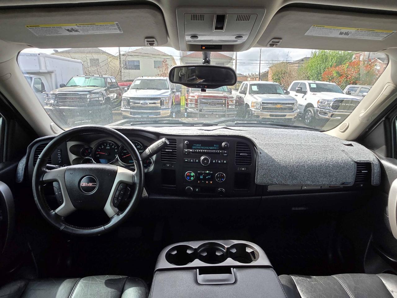 GMC Sierra 1500 SLE Crew Cab 2WD 2013