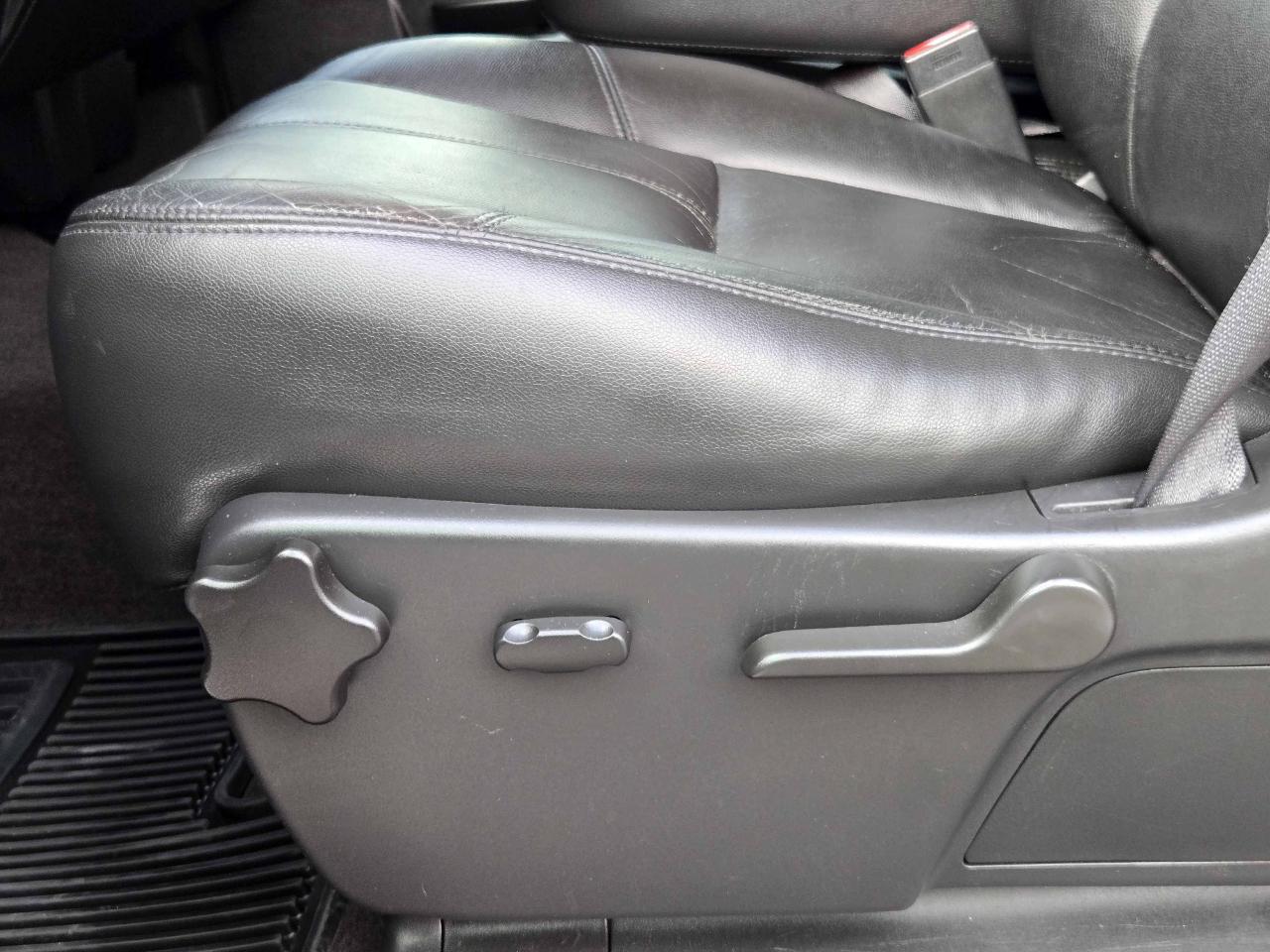 GMC Sierra 1500 SLE Crew Cab 2WD 2013