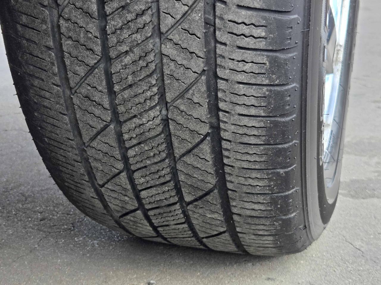 GMC Sierra 1500 SLE Crew Cab 2WD 2013