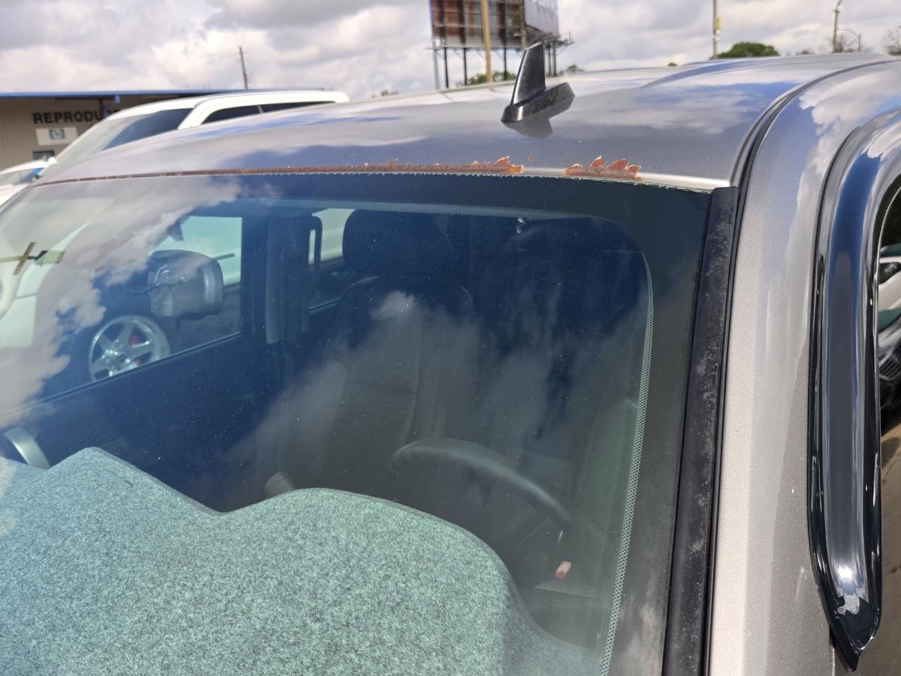 GMC Sierra 1500 SLE Crew Cab 2WD 2013