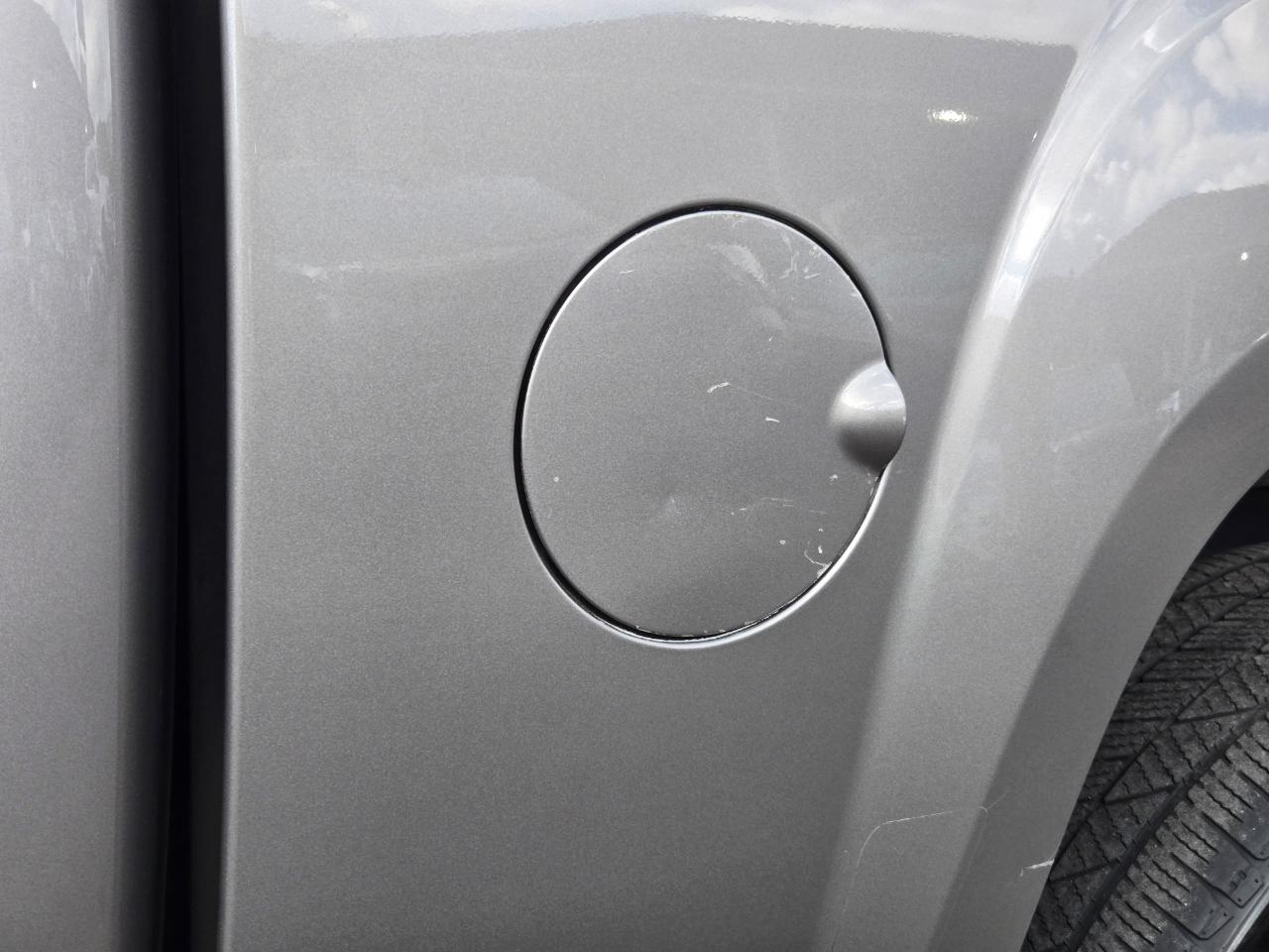 GMC Sierra 1500 SLE Crew Cab 2WD 2013