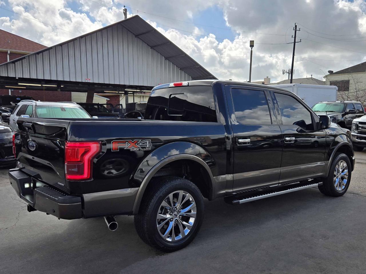 Ford F-150 Lariat SuperCrew 4WD 2016