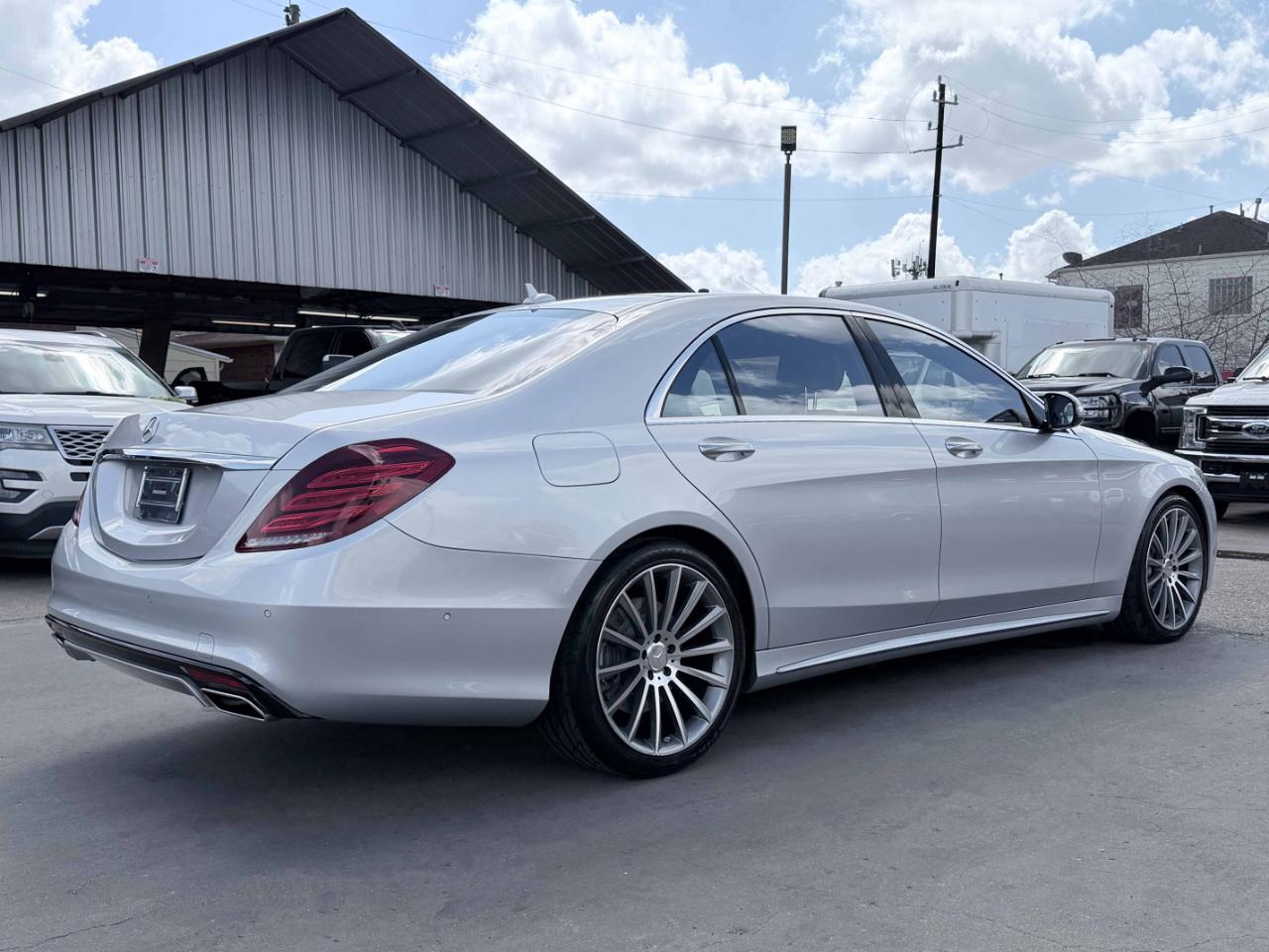 Mercedes-Benz S-Class  2014