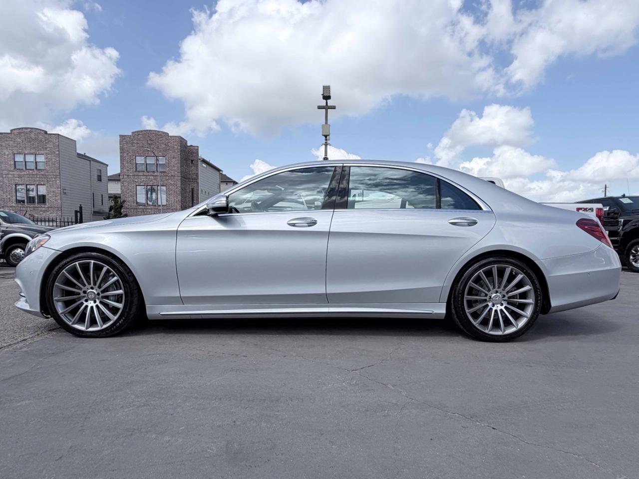 Mercedes-Benz S-Class  2014