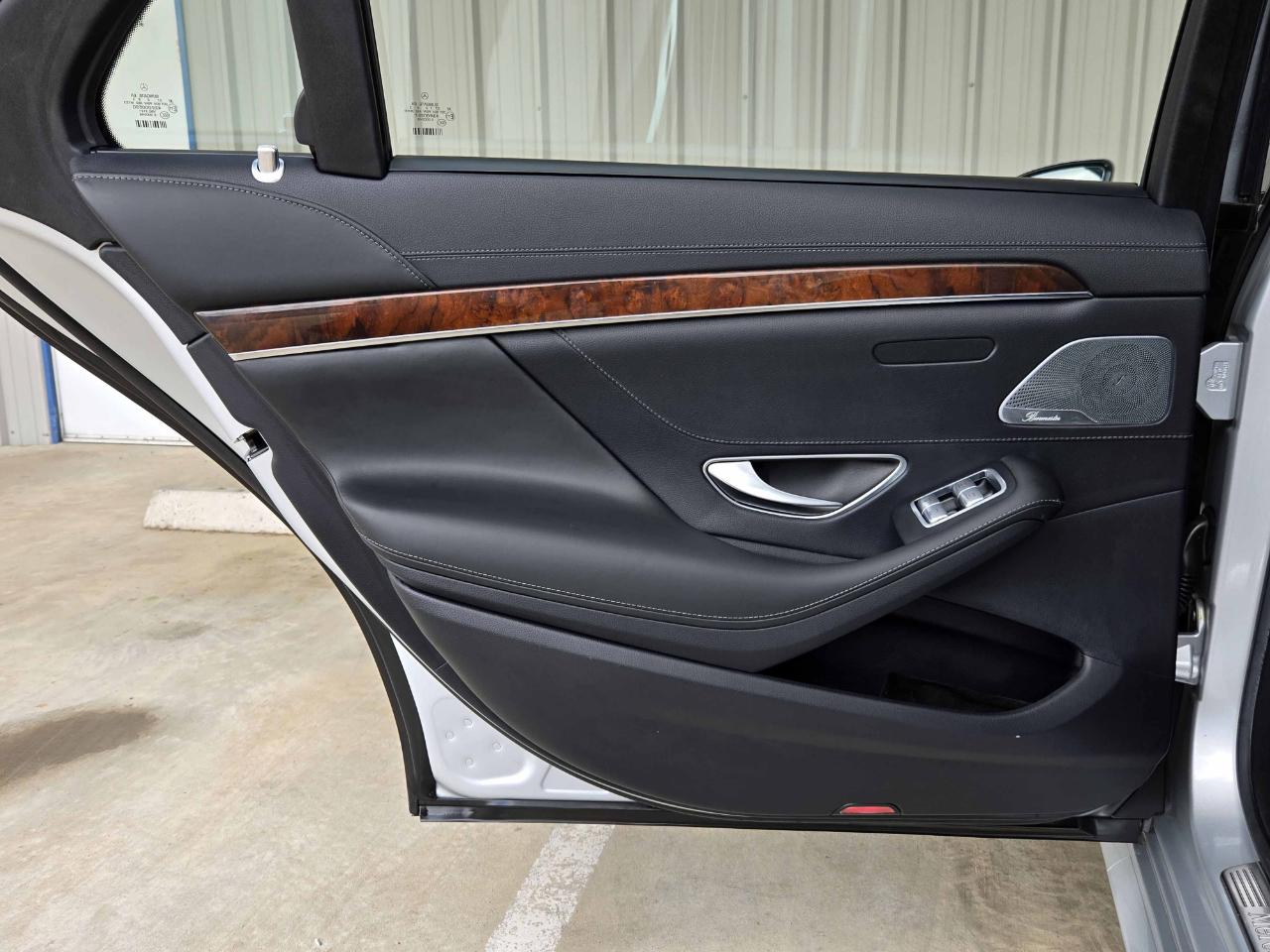 Mercedes-Benz S-Class  2014