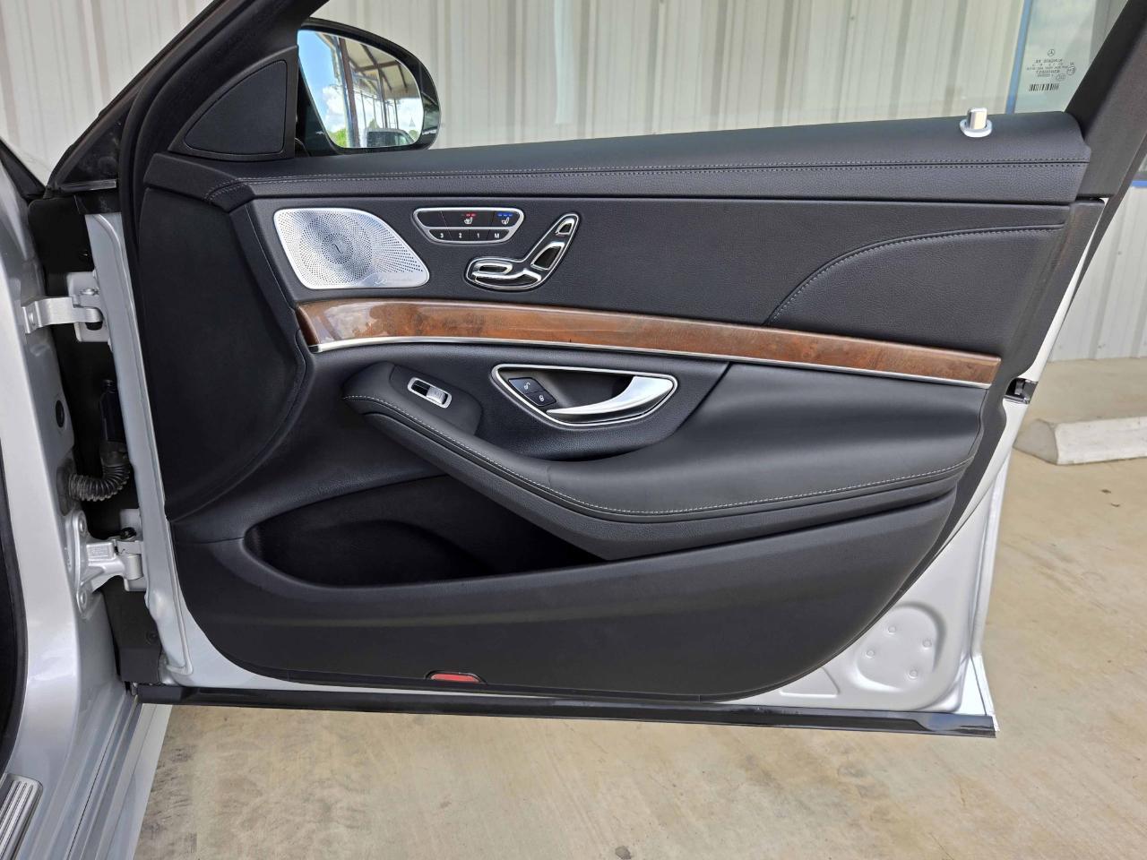 Mercedes-Benz S-Class  2014